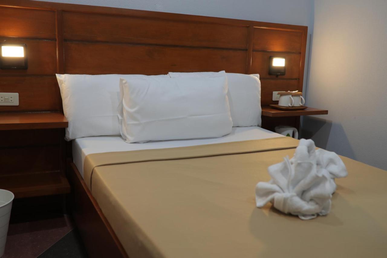 Cerca Hotel 발라박 외부 사진