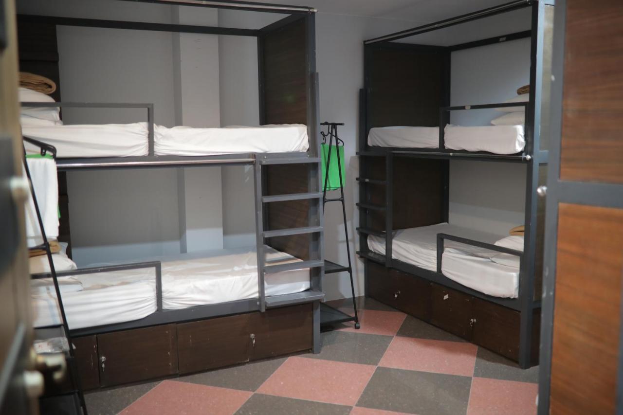 Cerca Hotel 발라박 외부 사진